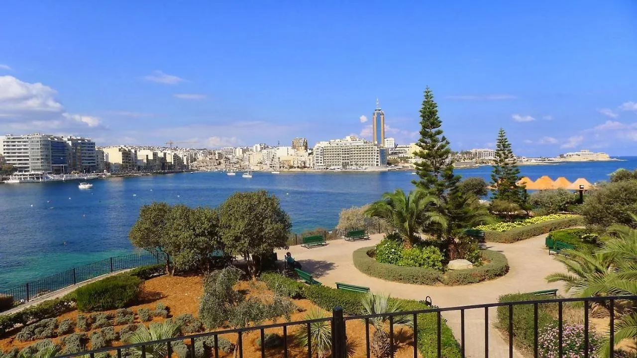 St Georges Bay Oasis Steps From The Beach Saint Julian's 0*,  Malta